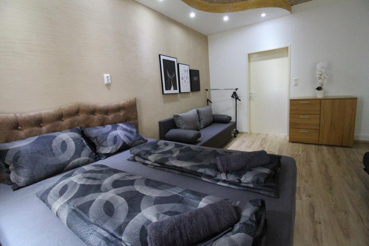 Private Quad Bedroom With Bathroom Rf3 Viena Exterior foto